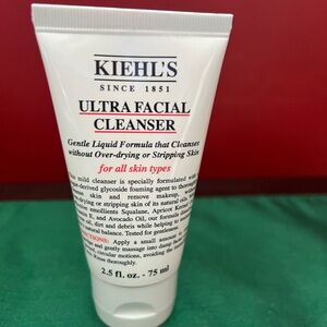 New & Sealed Kiehl's Ultra Facial Cleanser, All Skin Types, 2.5 oz